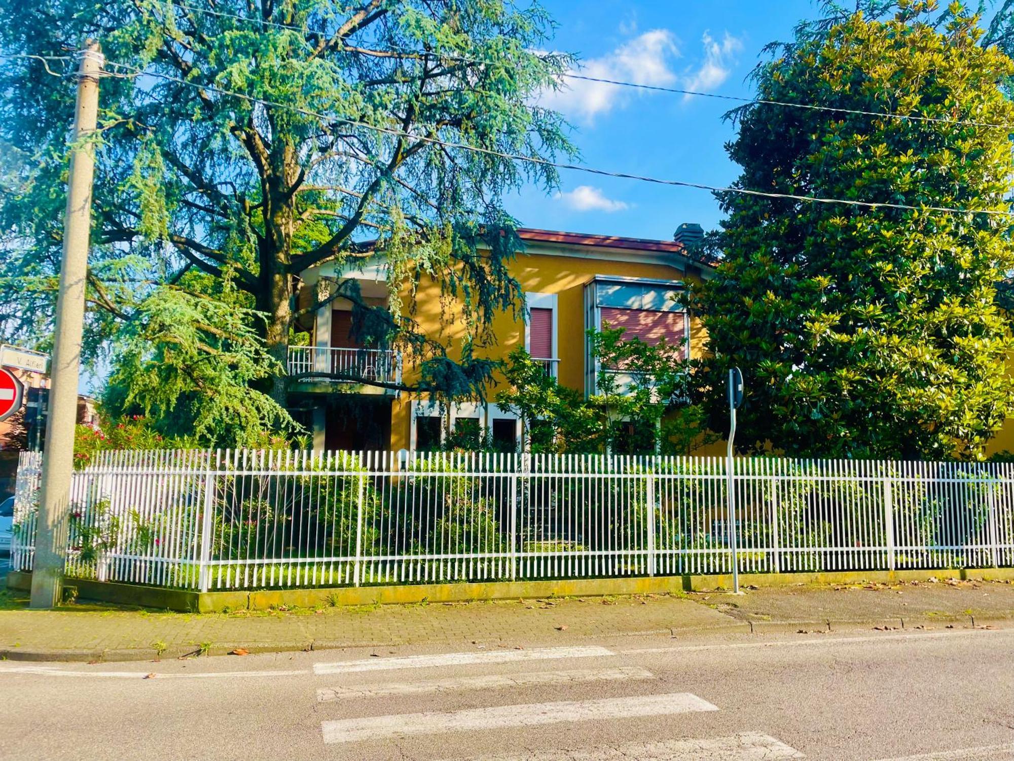 Appartamento Tra Monza E Milano Muggio ภายนอก รูปภาพ